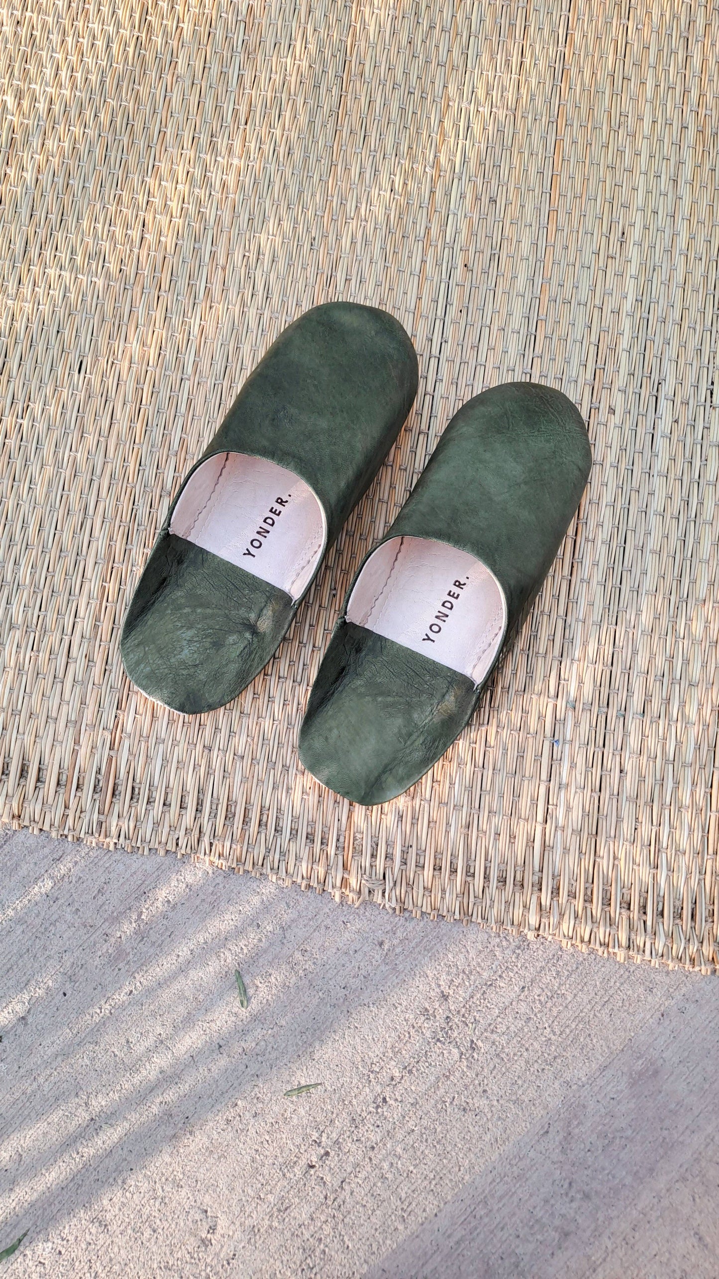 Leather babouche slippers