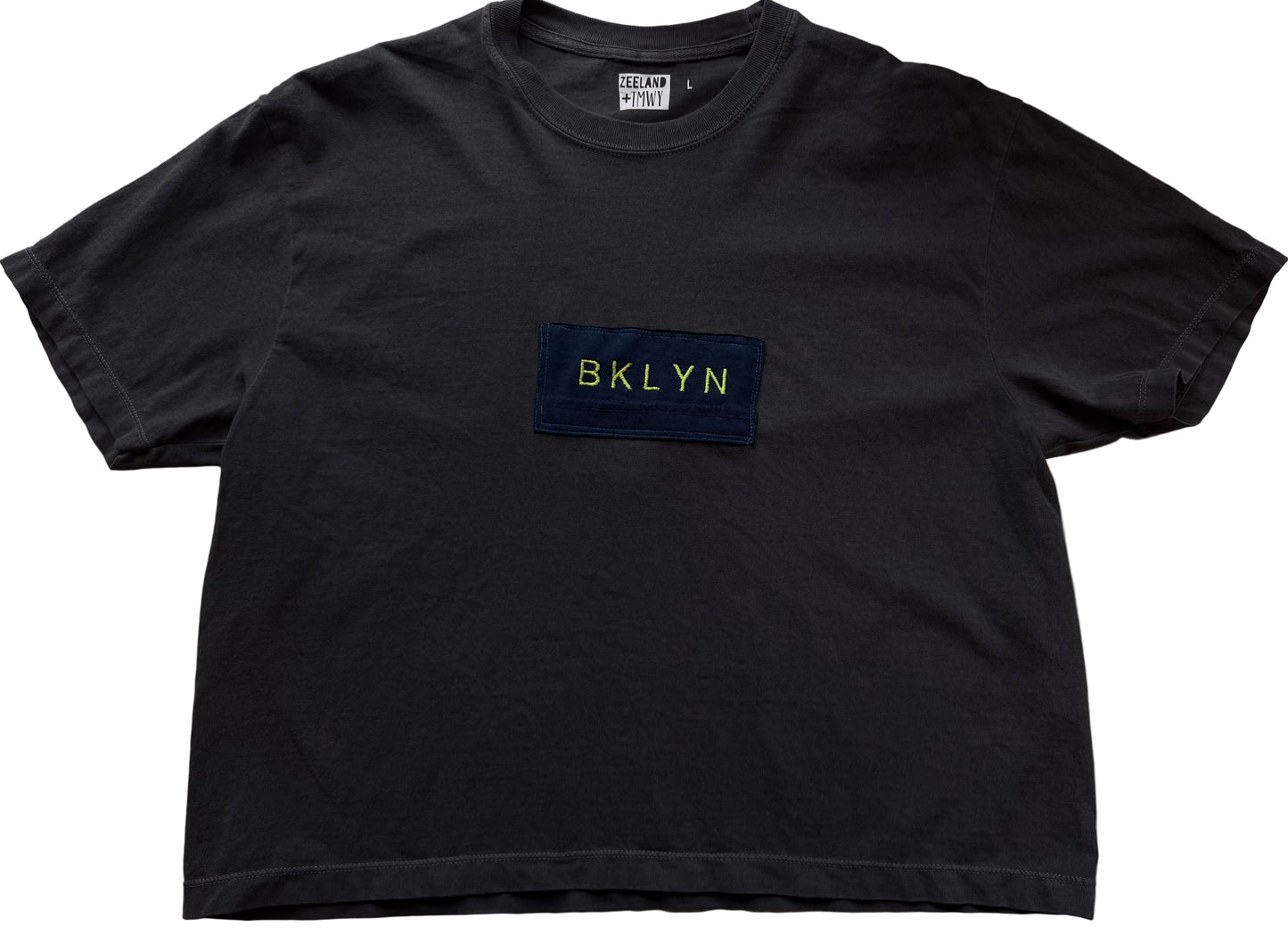 BROOKLYN Crop Tee Zeeland x TMWY