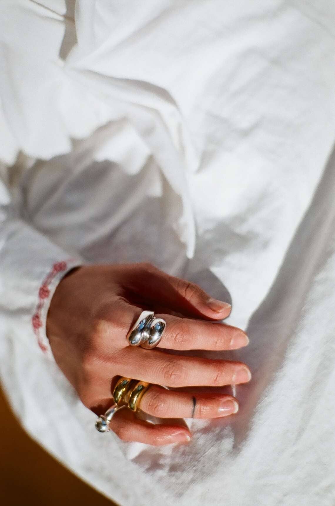 Sterling silver cava ring