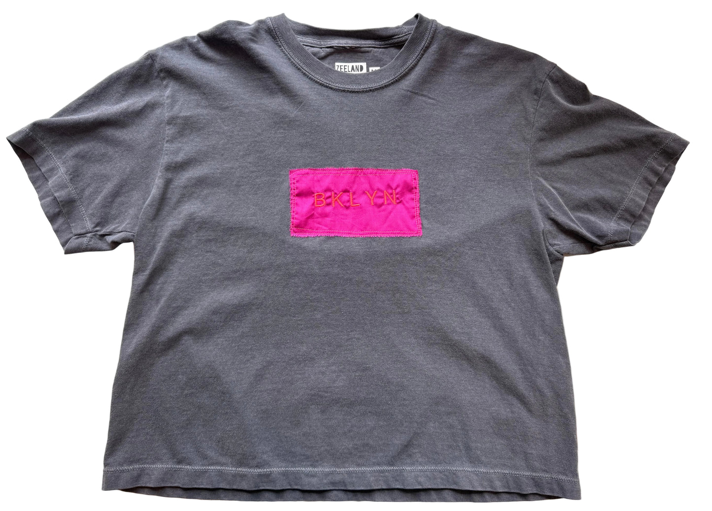 BROOKLYN Crop Tee Zeeland x TMWY