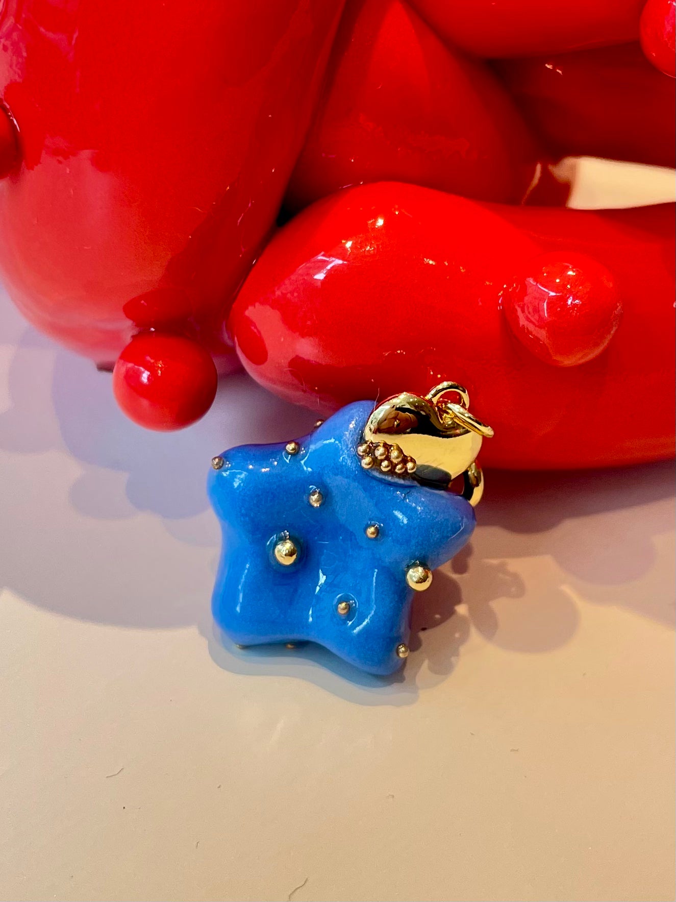 Hannayoo Heart Hugger Charm
